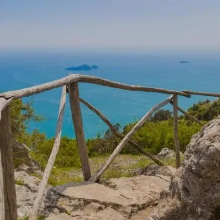 La Terrazza Sugli Dei 2 *