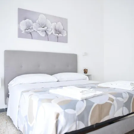 La Terrazza Sugli Dei 2 公寓 *